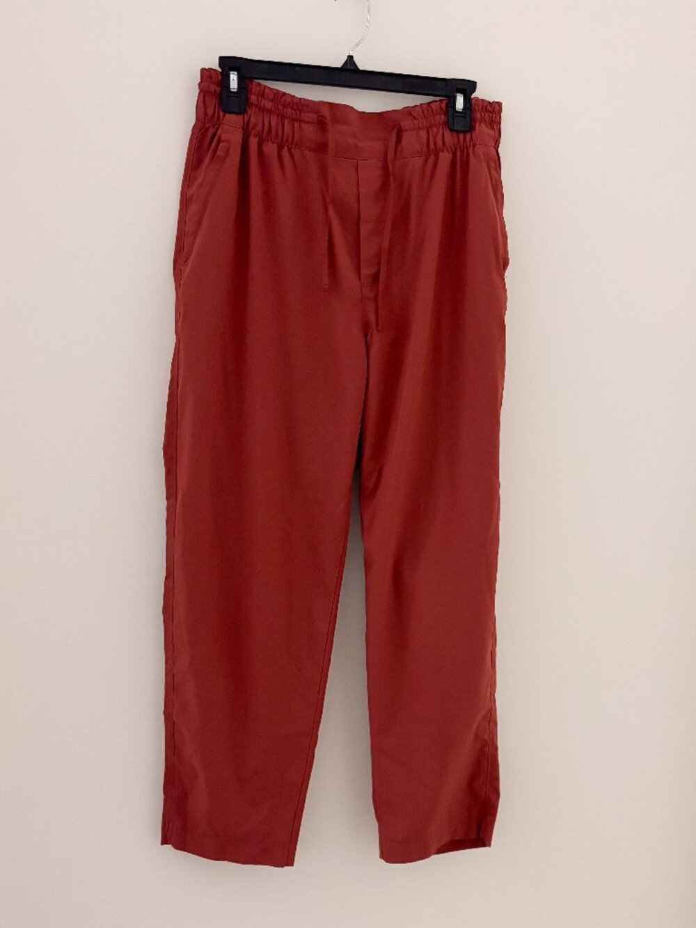 Old Navy Women's Medium StretchTech Quick Dry Jogger Pants Rust Elastic Waist